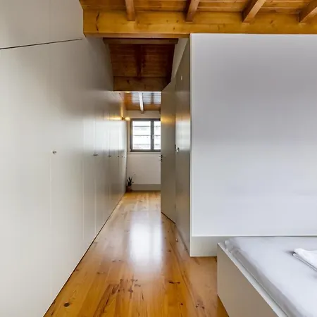 Nomad's Family - Local Porto